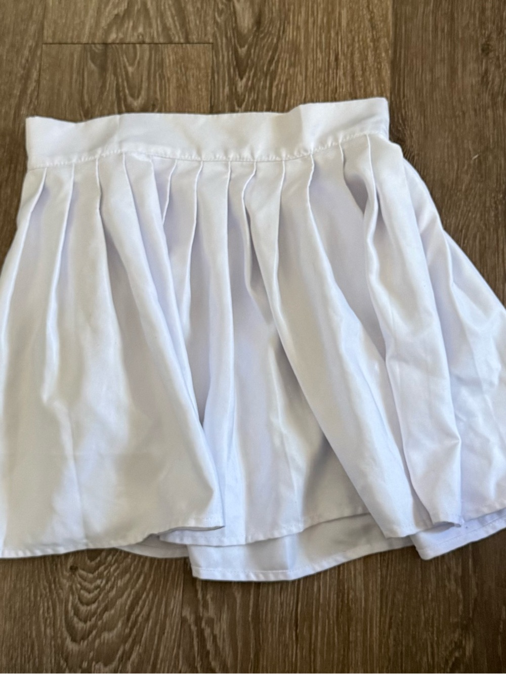 Classic White Pleated Circle Skirt - Women's Skater Style